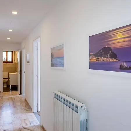 Casa Romeo Con Posto Auto Apartmán Finale Ligure
