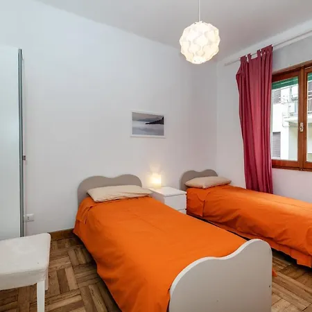 Casa Romeo Con Posto Auto 아파트 피날레리구레