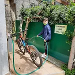 Casa Romeo Con Posto Auto Lägenhet *