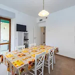 Lägenhet Casa Romeo Con Posto Auto Finale Ligure