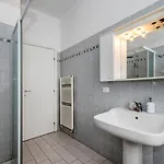 Casa Romeo Con Posto Auto Lägenhet Finale Ligure