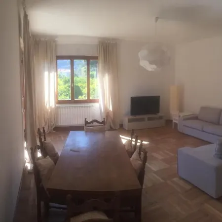 Casa Romeo Con Posto Auto Finale Ligure