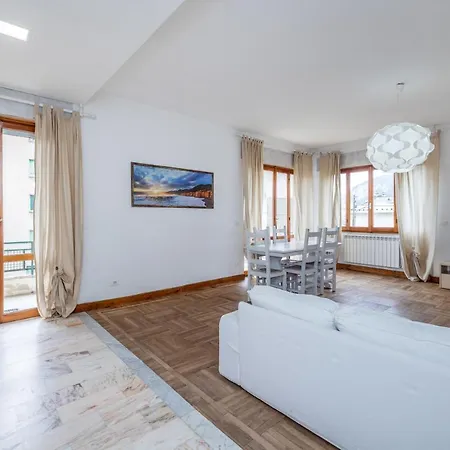 Casa Romeo Con Posto Auto *