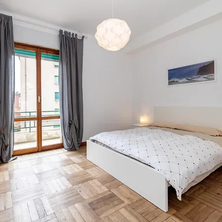 Casa Romeo Con Posto Auto 아파트