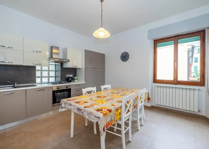 Casa Romeo Con Posto Auto Appartement Finale Ligure