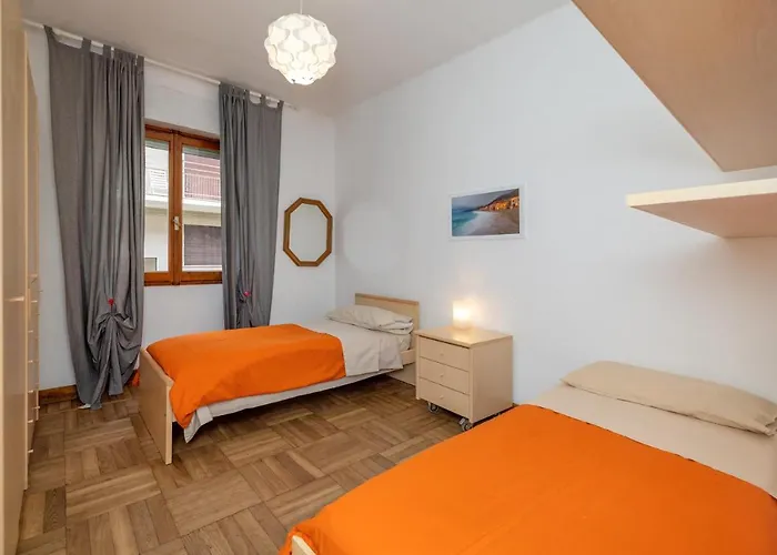 Casa Romeo Con Posto Auto Lejlighed Finale Ligure