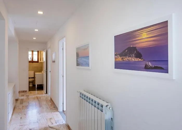 Casa Romeo Con Posto Auto Appartement Finale Ligure