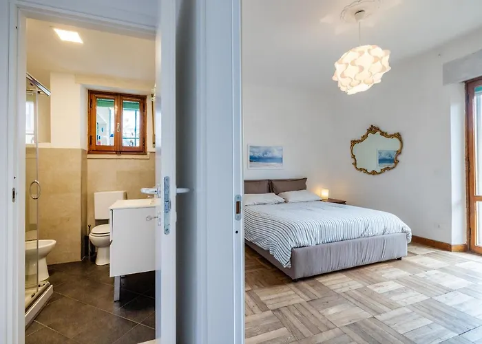 Casa Romeo Con Posto Auto Finale Ligure